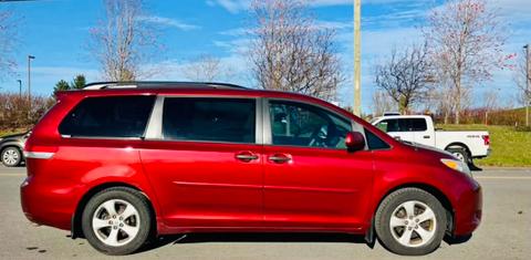 Toyota Sienna 2012