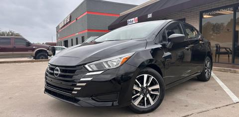 Nissan Versa 2024
