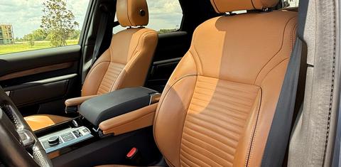 Land Rover Discovery 2019