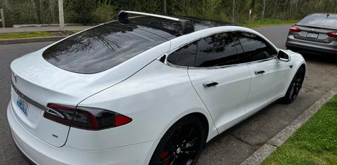 Tesla Model S 2015