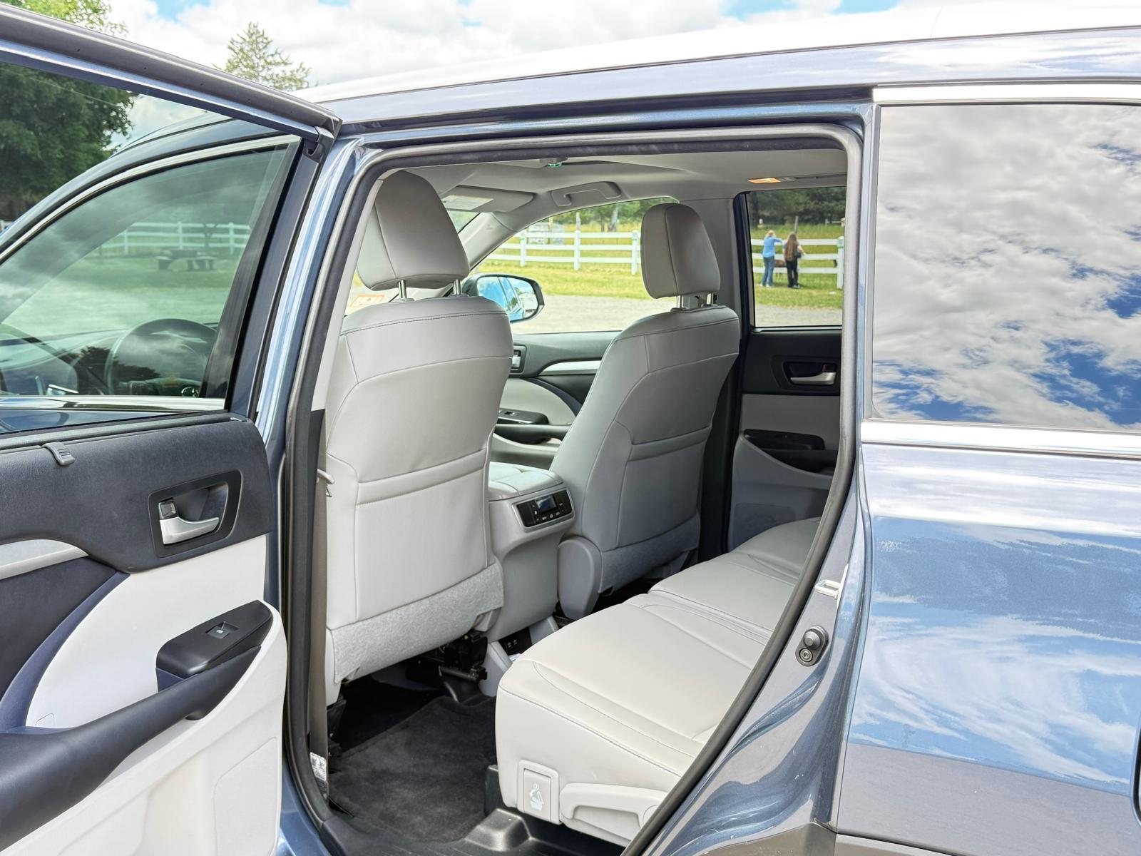 Toyota Highlander 2018 in Brockton, MA