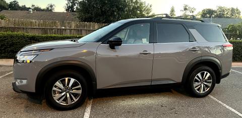 Nissan Pathfinder 2023