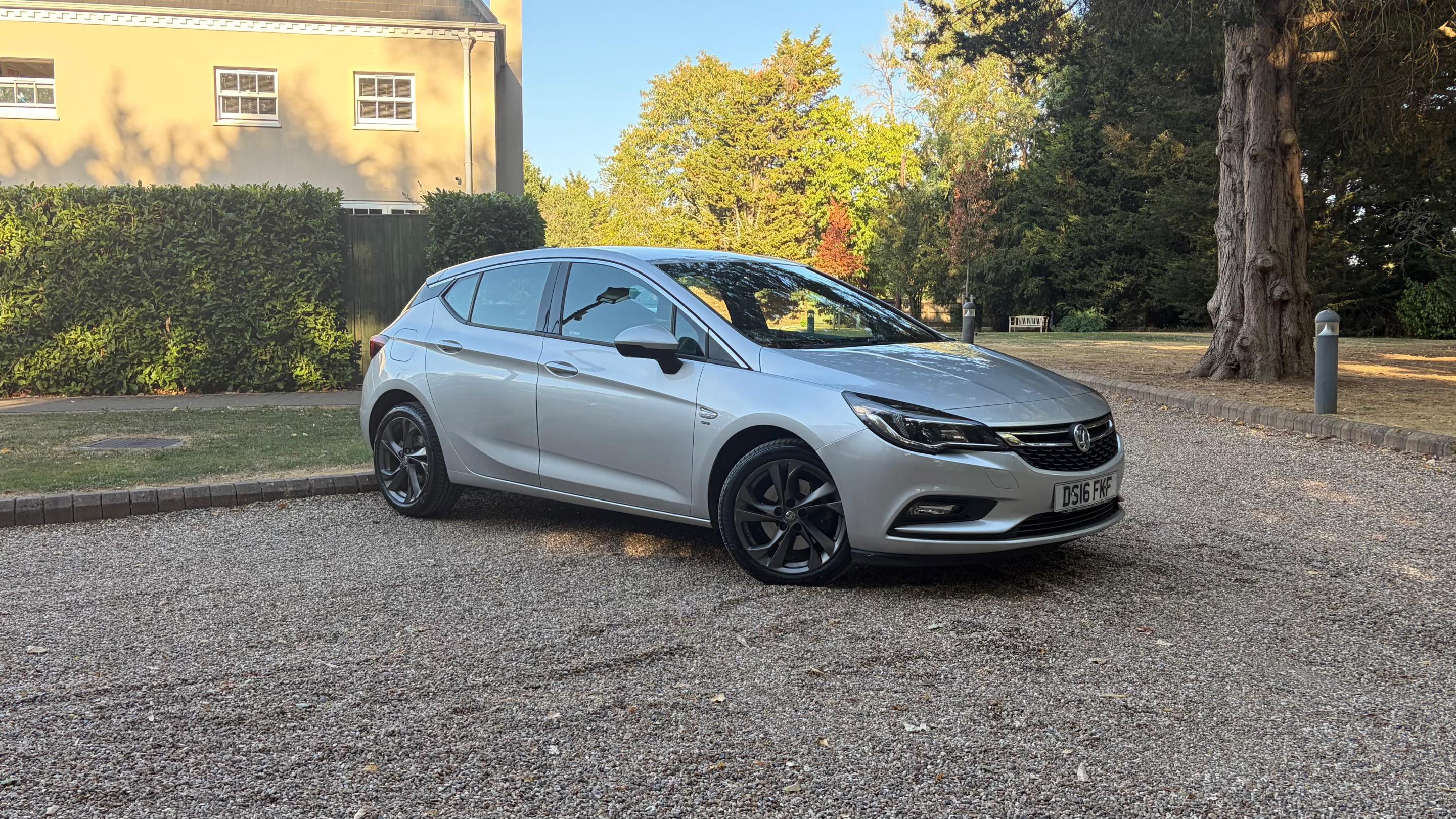 Vauxhall Astra 2016 in Thorpe