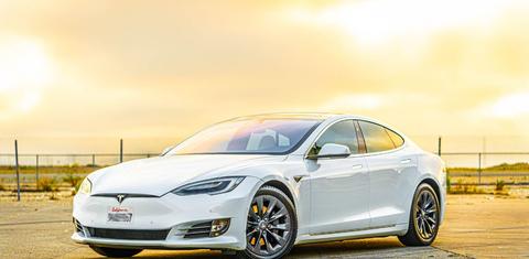 Tesla Model S 2018