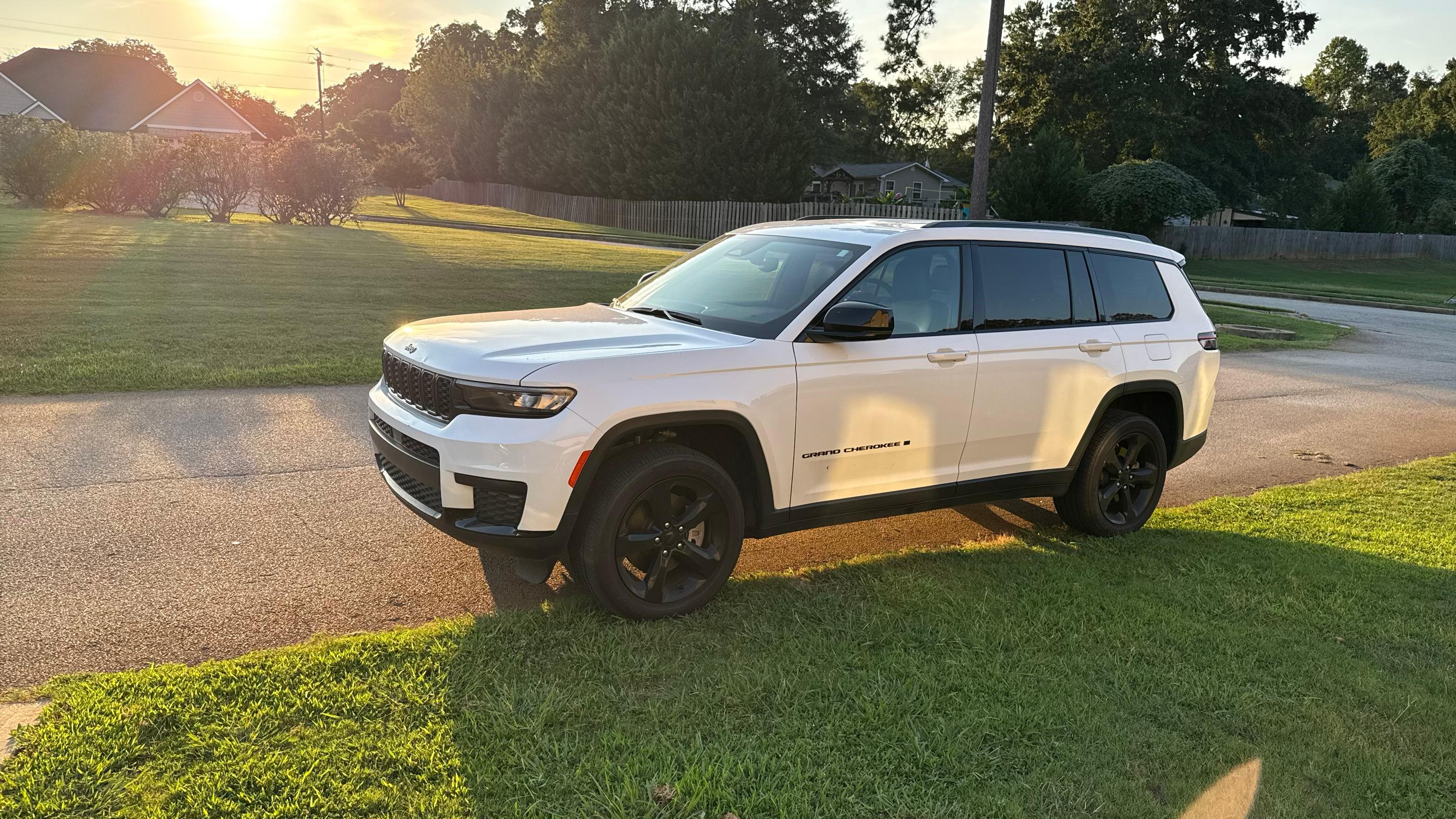 Jeep Grand Cherokee L 2024 in Locust Grove, GA