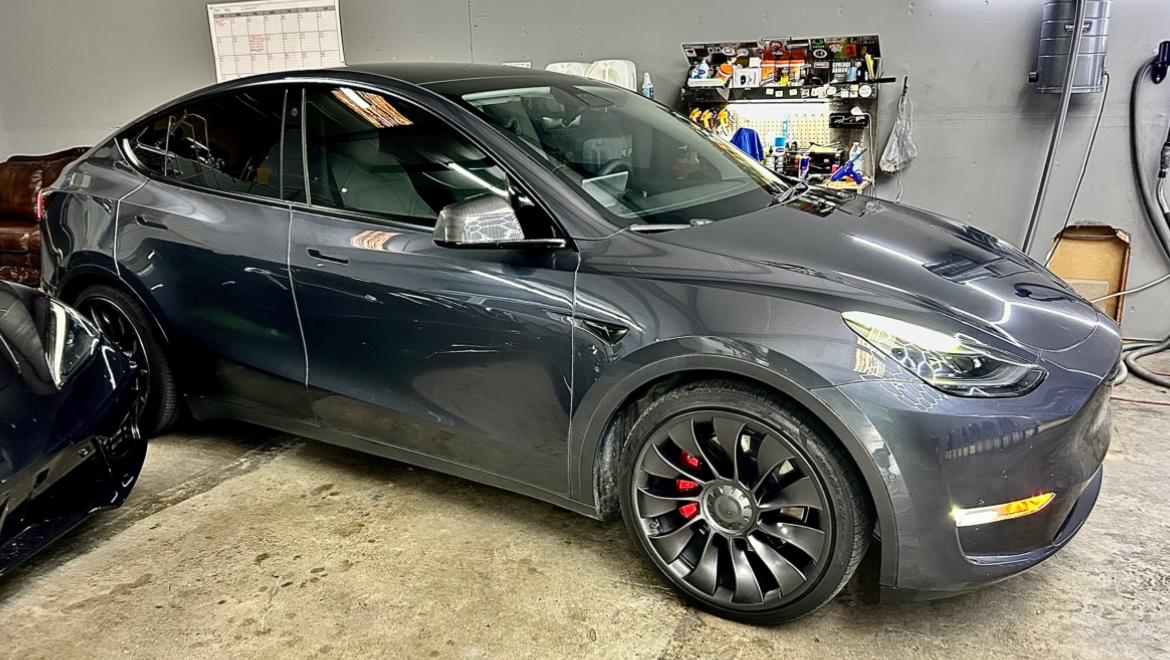 Tesla Model Y 2022 in Baton Rouge, LA