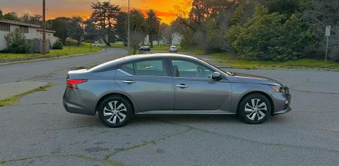 Nissan Altima 2022