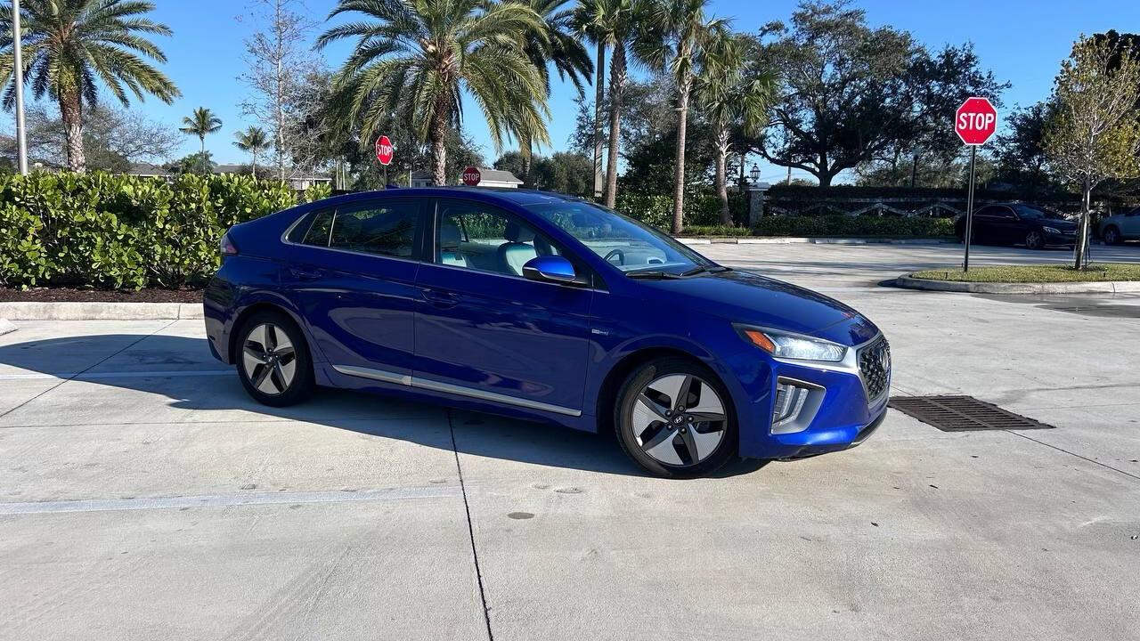 Hyundai Ioniq Hybrid 2020 in Deerfield Beach, FL