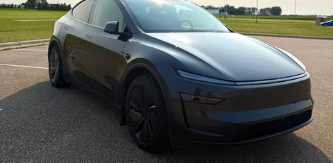 Tesla Model Y 2026
