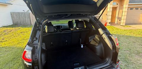 Jeep Cherokee 2021