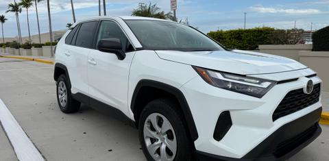 Toyota RAV4 2024
