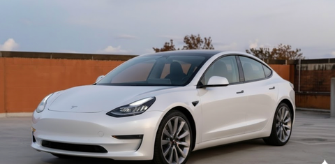 Tesla Model 3 2023
