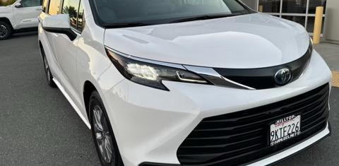 Toyota Sienna 2024
