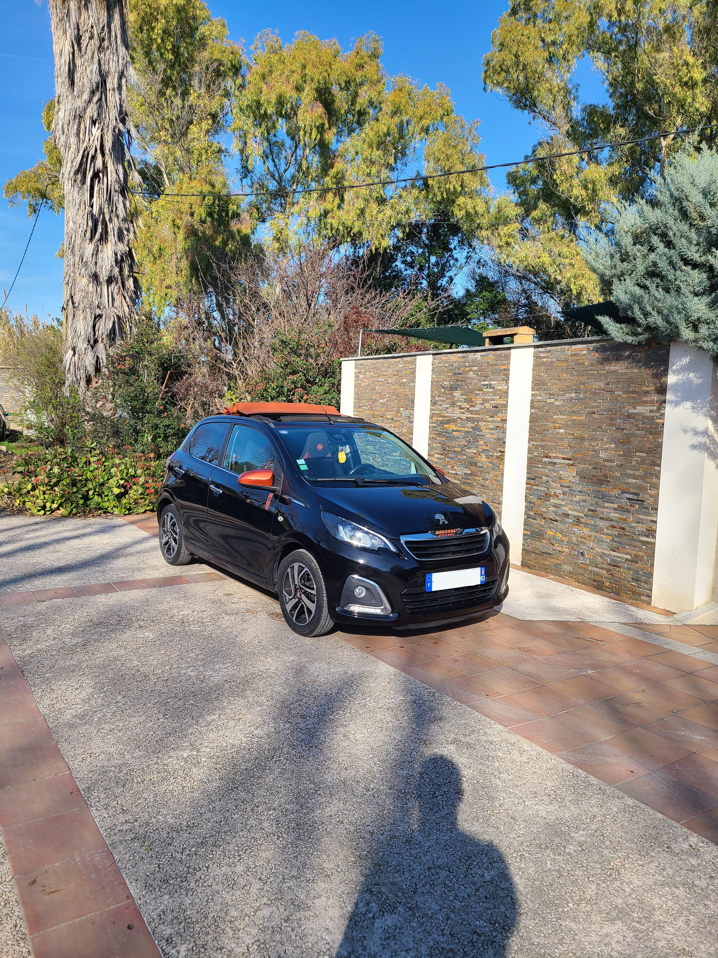 Peugeot 108 2017 à Hyères