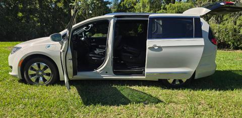 Chrysler Pacifica 2020