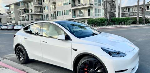 Tesla Model Y 2022