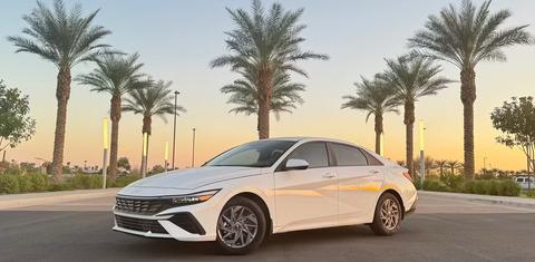 Hyundai Elantra 2025