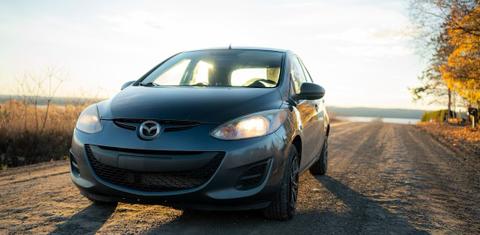 Mazda Mazda2 2012