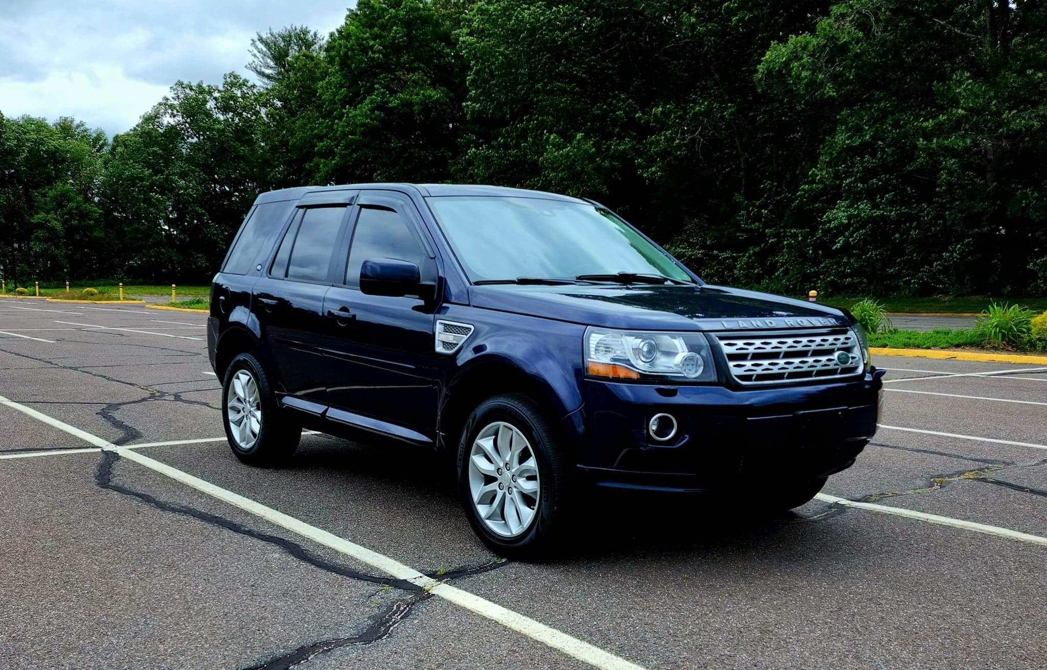 Land Rover LR2 2015 in Enfield, CT