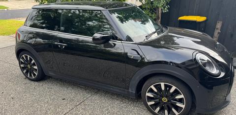 MINI 3D HATCH 2022