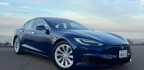 Tesla Model S 2016