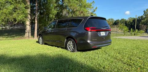 Chrysler Pacifica 2023