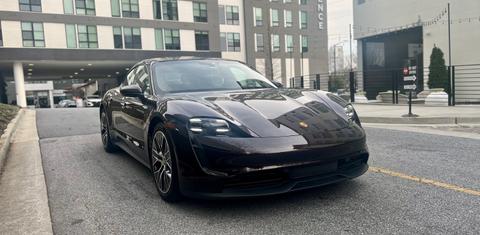 Porsche Taycan 2021