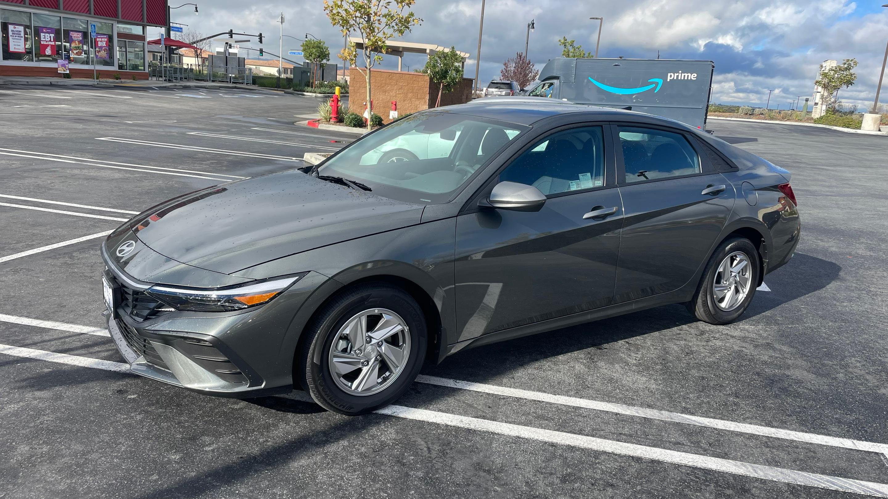 Hyundai Elantra 2025 in Palm Springs, CA