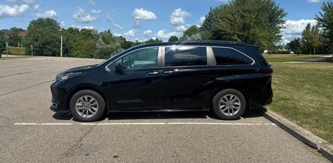 Toyota Sienna 2023