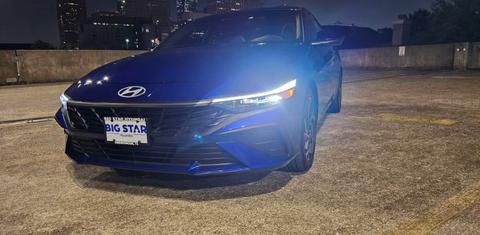 Hyundai Elantra 2025