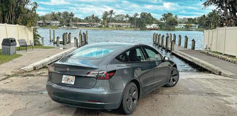 Tesla Model 3 2023