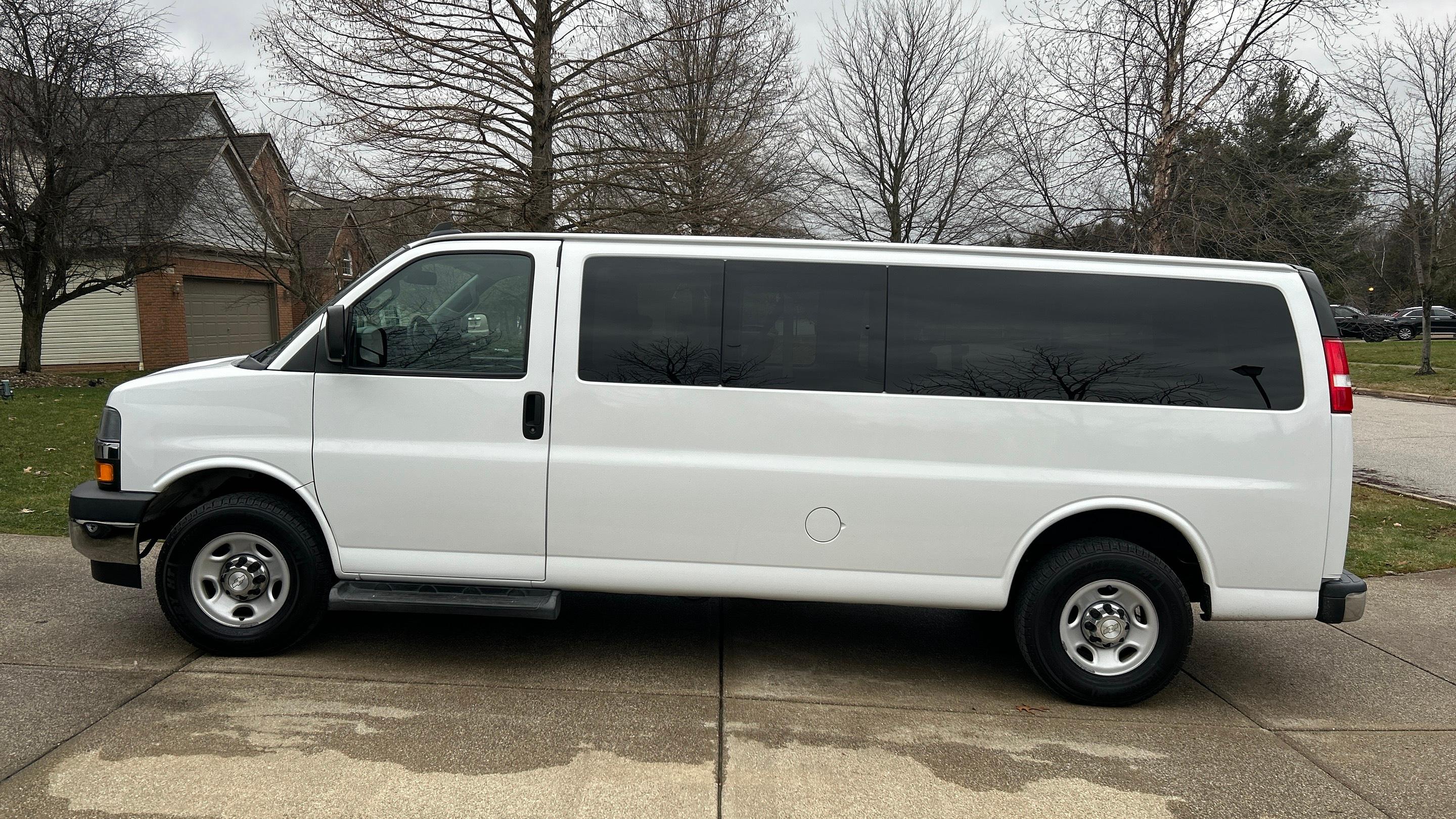 Van Rental Chevrolet Express 11 Passenger Review 2010 Chevrolet