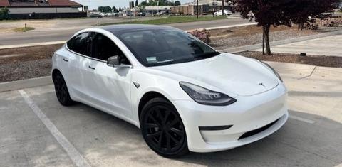 Tesla Model 3 2020