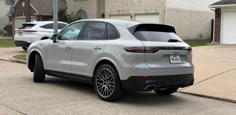Porsche Cayenne 2022