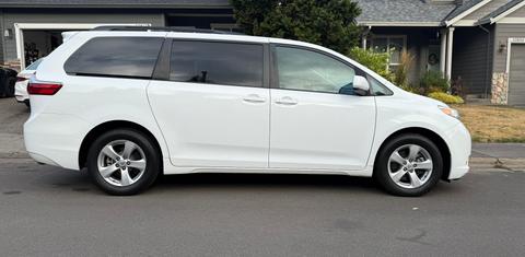 Toyota Sienna 2017