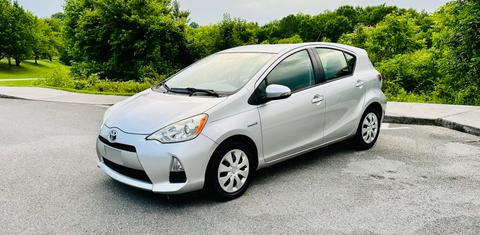 Toyota Prius c 2013