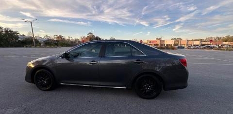 Toyota Camry Hybrid 2013