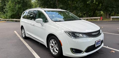 Chrysler Pacifica 2017