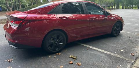 Hyundai Elantra 2023