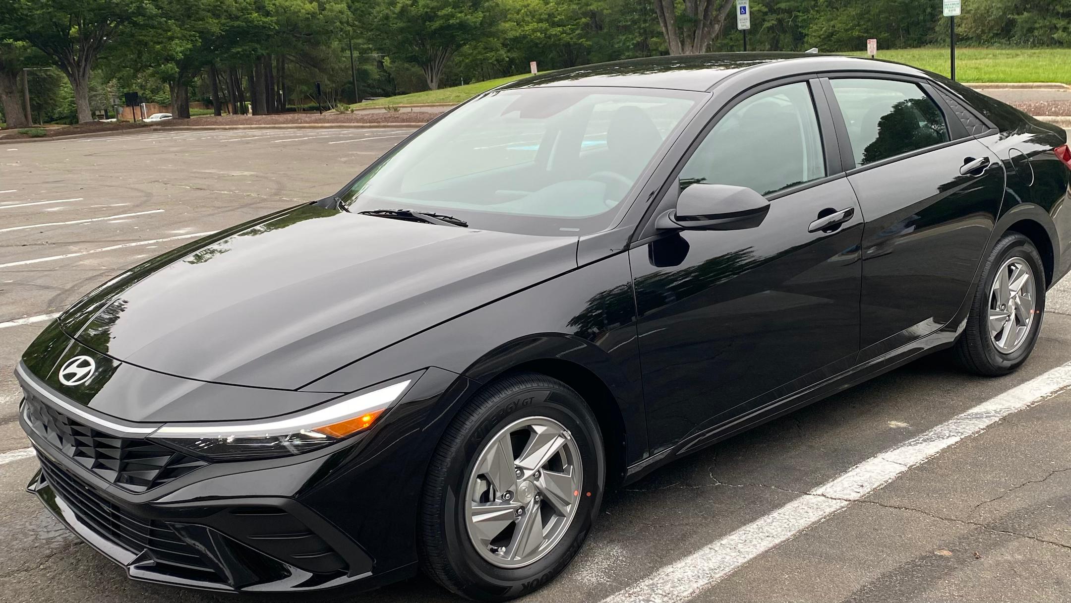 Hyundai Elantra 2026 in 