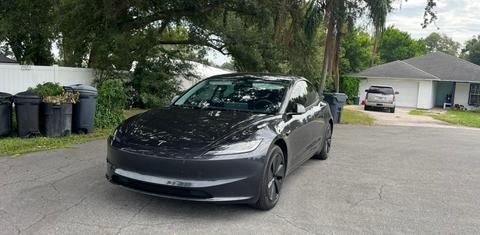 Tesla Model 3 2025