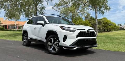 Toyota RAV4 Plug-In Hybrid 2025