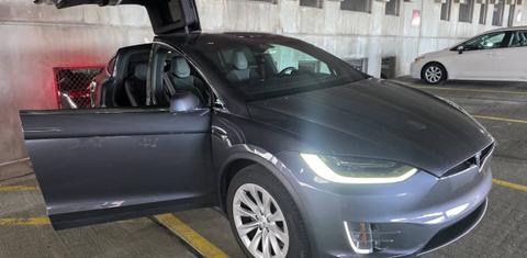Tesla Model X 2017