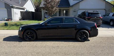 Chrysler 300 2016