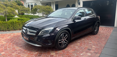 Mercedes-Benz GLA-CLASS 2015