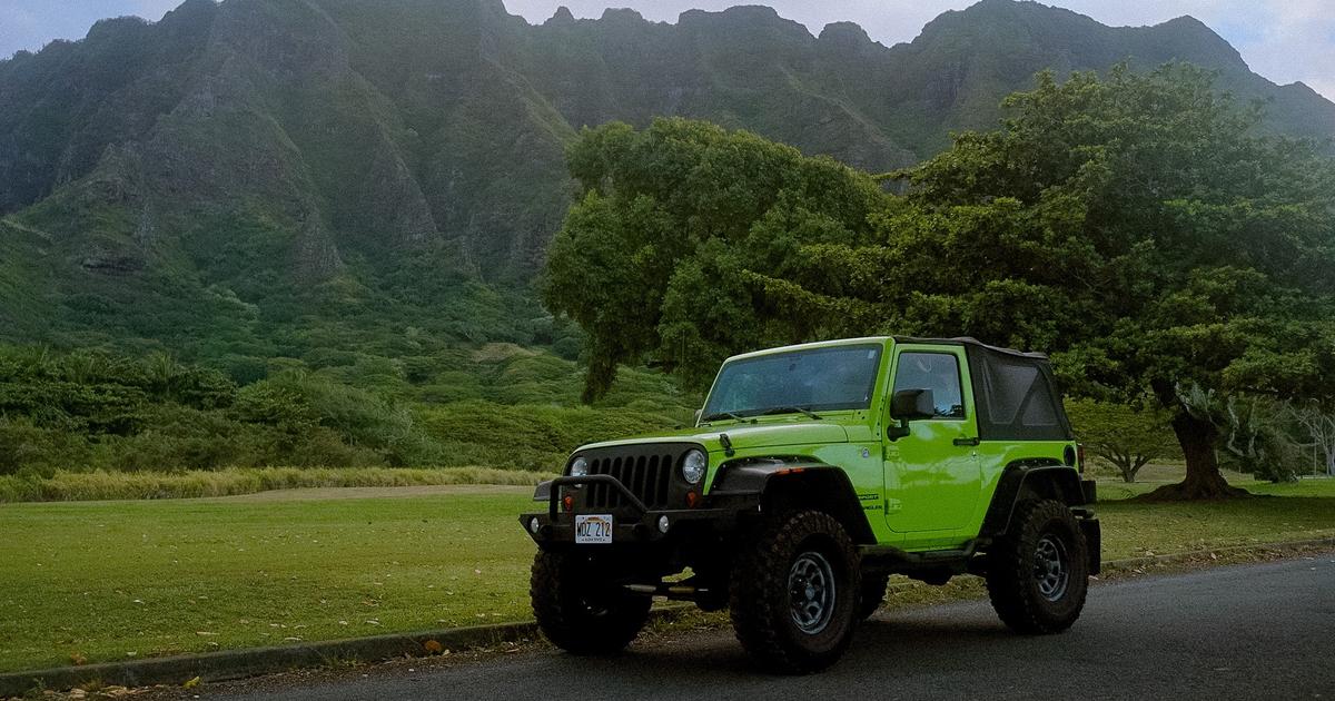 Jeep Wrangler 2012 rental in Honolulu, HI by Ben M. Turo