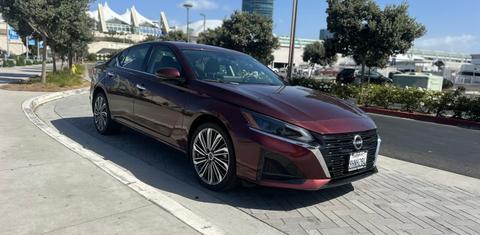 Nissan Altima 2023