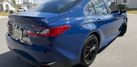 Toyota Camry Hybrid 2026