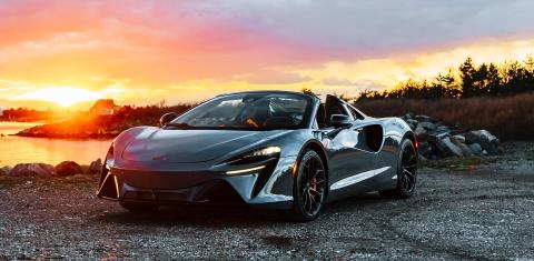 McLaren Artura 2025