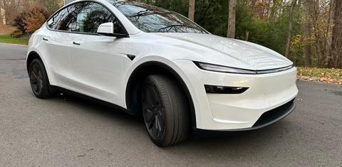 Tesla Model Y 2026